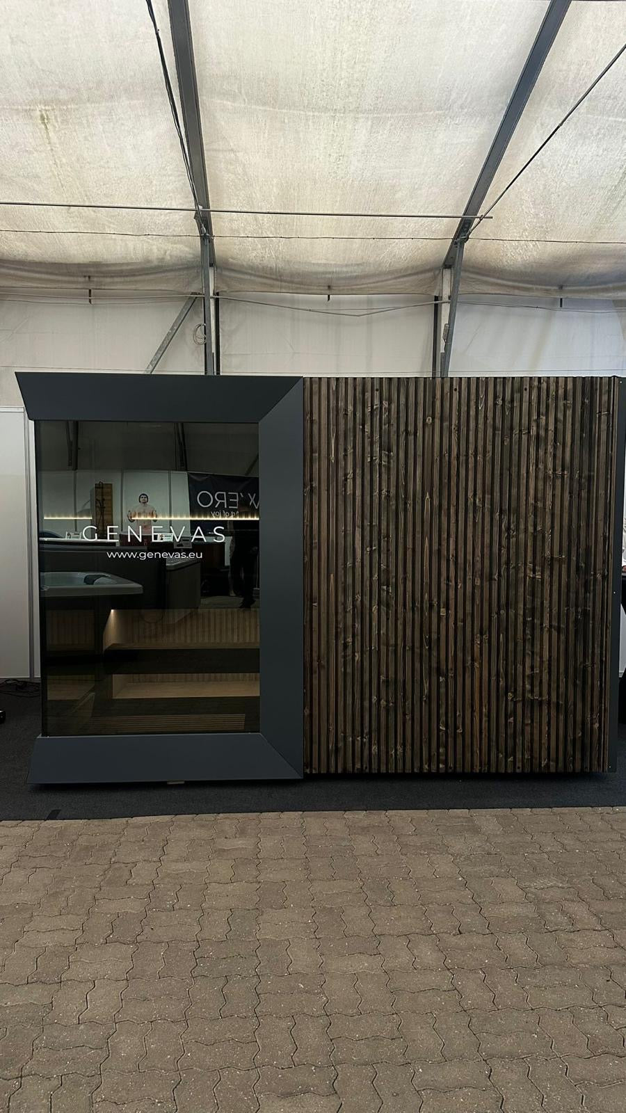 Zermatt 5 Person Outdoor Sauna with Changing Room