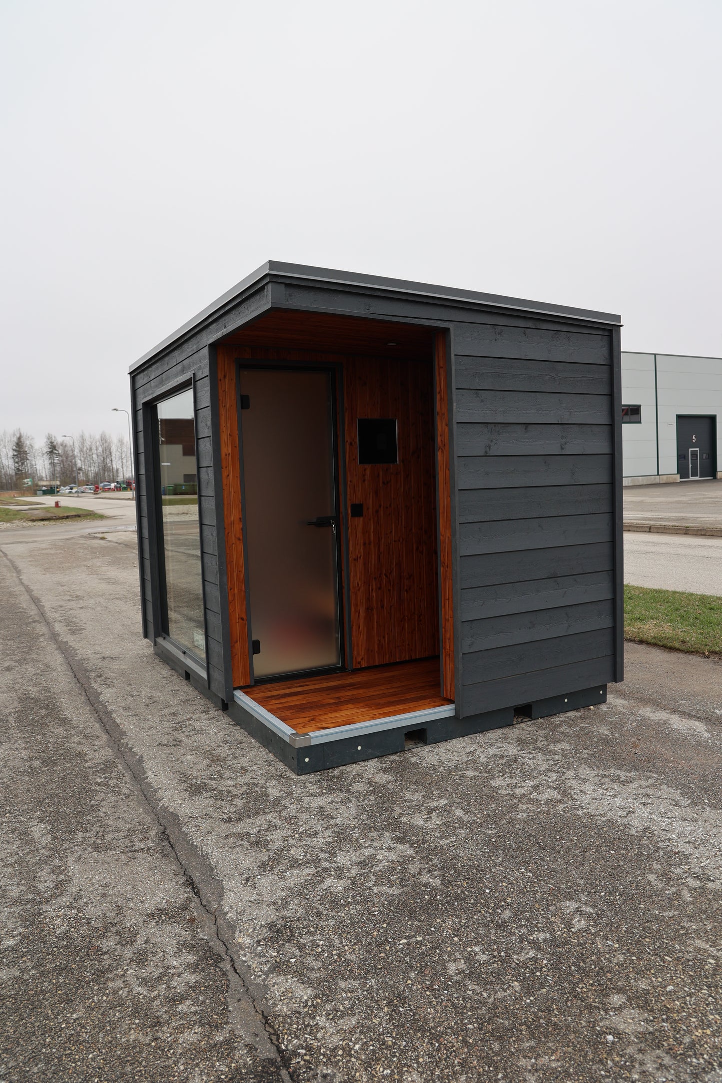 KUUT Electrical Outdoor Sauna L with Shower - Myles Better Living