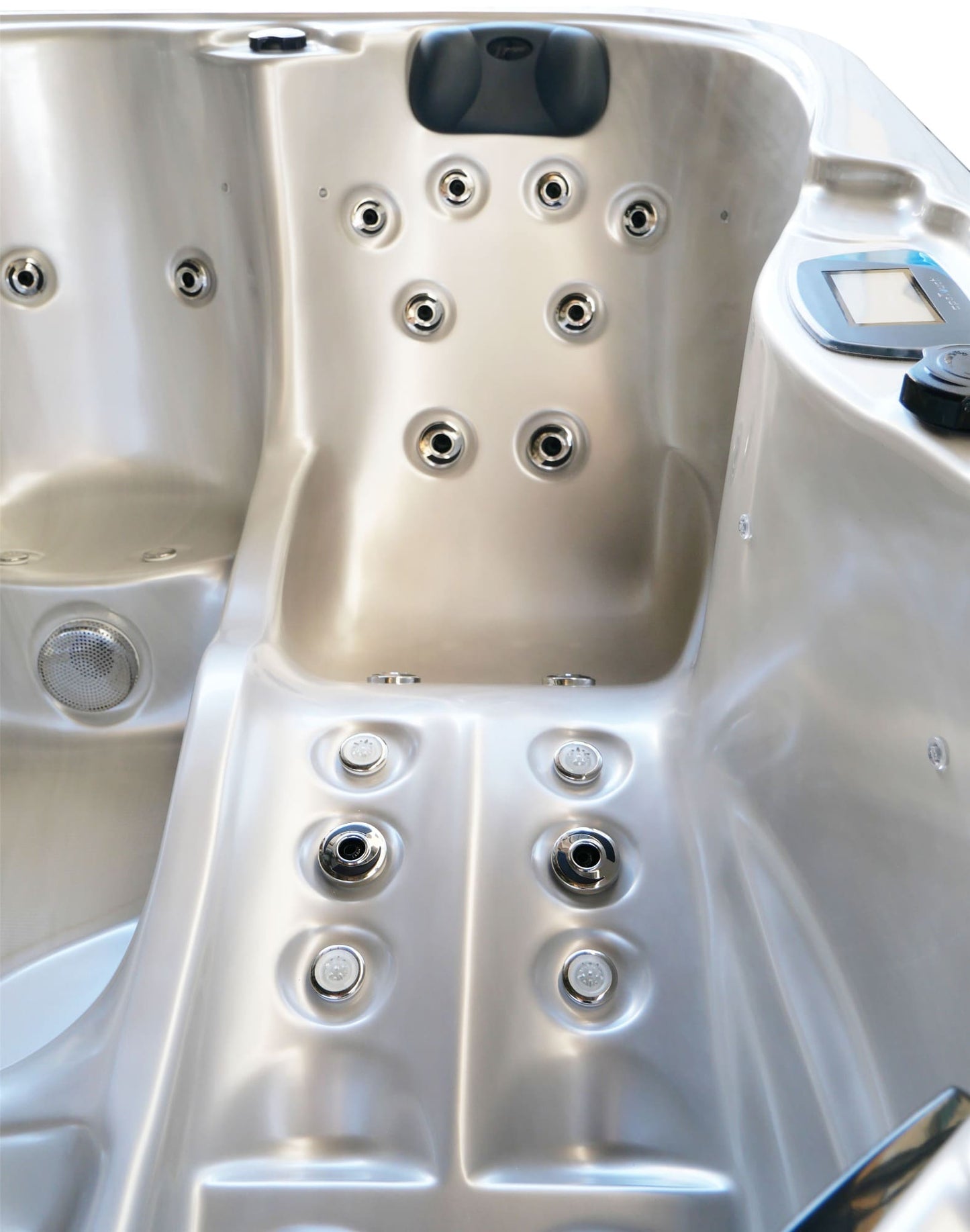 Breva Hot Tub Spa 5 Seater - Myles Better Living