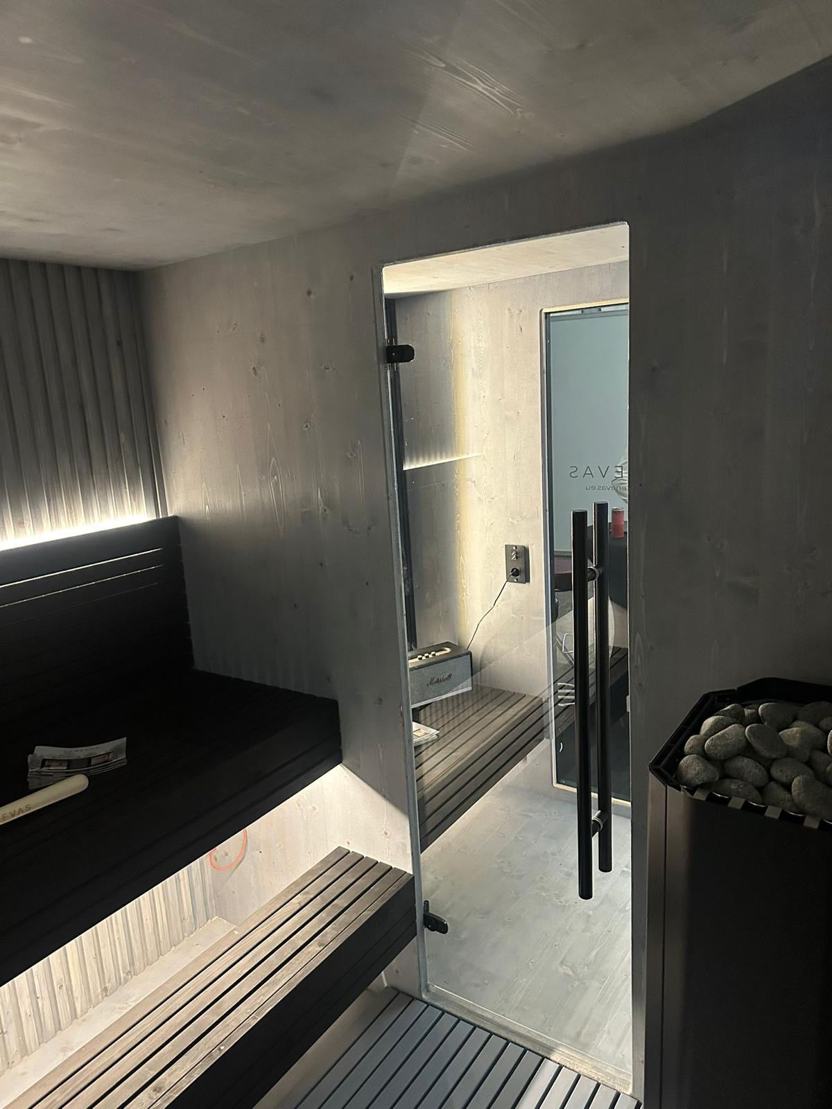 Zermatt 5 Person Outdoor Sauna with Changing Room