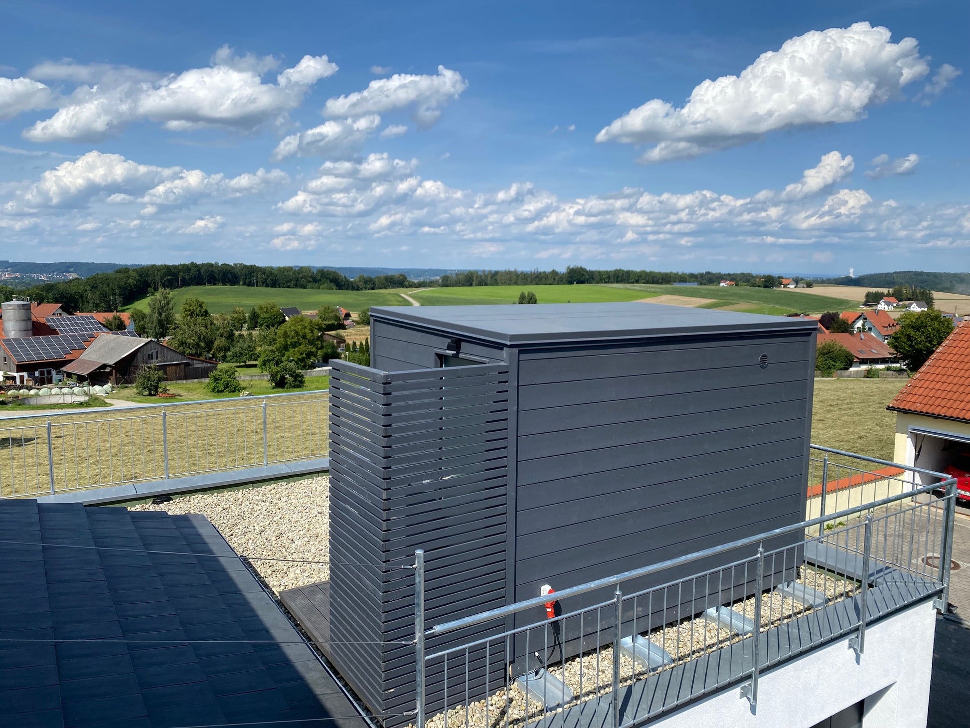 KUUT Electrical Outdoor Sauna L - Myles Better Living